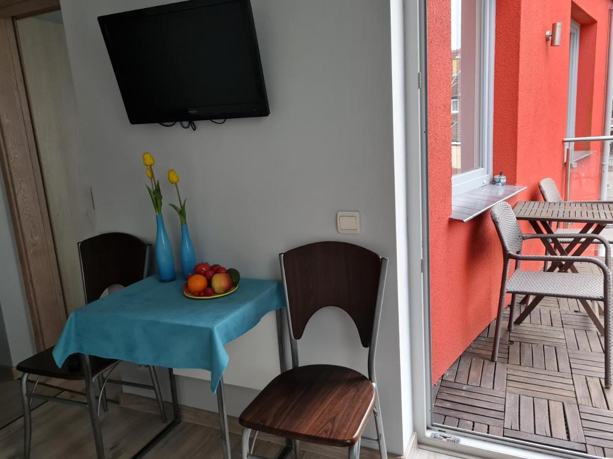 Bela - Pokoje Z Aneksami I Apartamenty Kołobrzeg Esterno foto