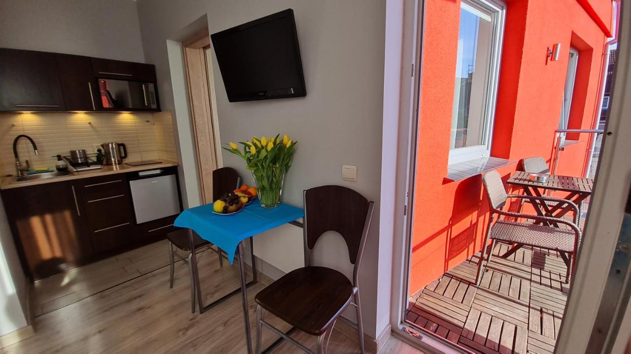 Bela - Pokoje Z Aneksami I Apartamenty Kołobrzeg Esterno foto