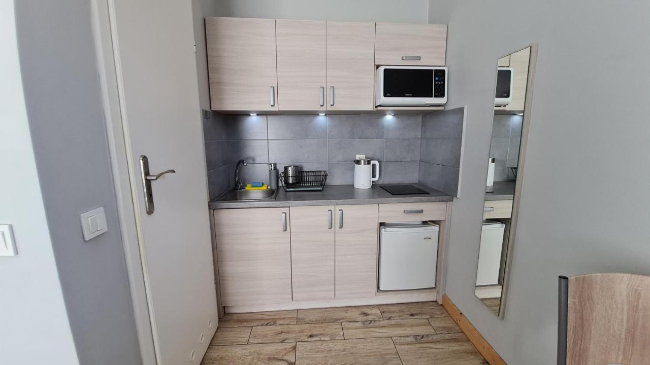 Bela - Pokoje Z Aneksami I Apartamenty Kołobrzeg Esterno foto